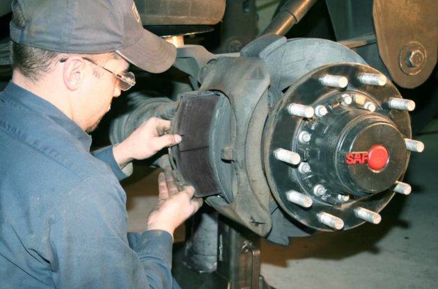 this is a picture of Greensboro mobile truck suspension repair